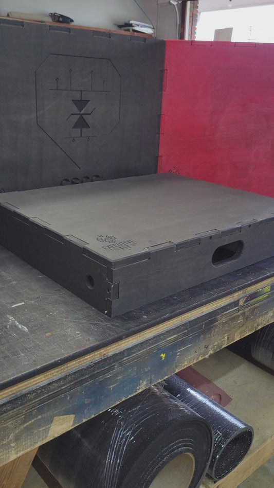 Scratch & Dent: Deadlift Box
