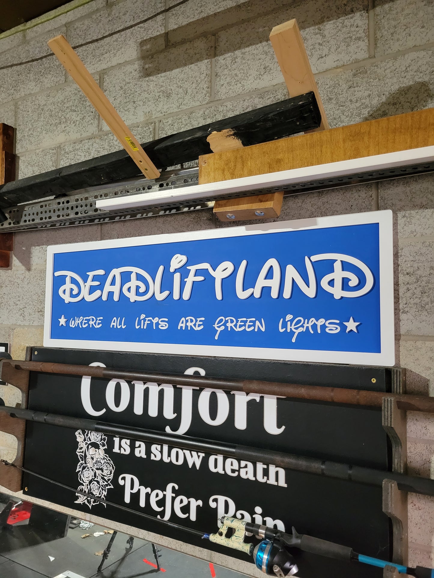 DeadliftLand Gym Sign